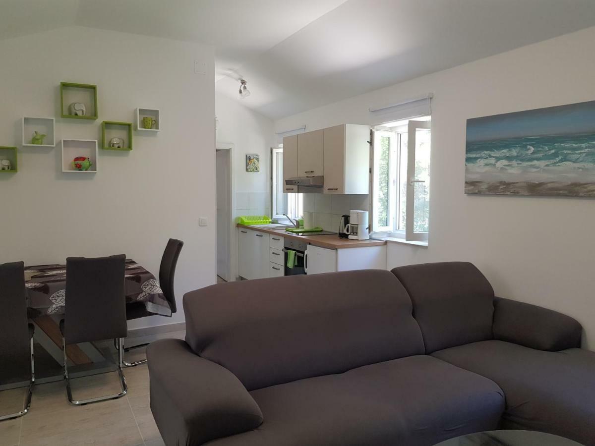 Apartment Zdenka Veli Lošinj Exterior foto